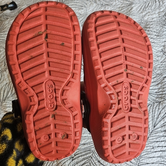 VGUC Crocs Classic Lined Disney Mickey Mouse Clog Size Kids 12 Unisex - Picture 12 of 13